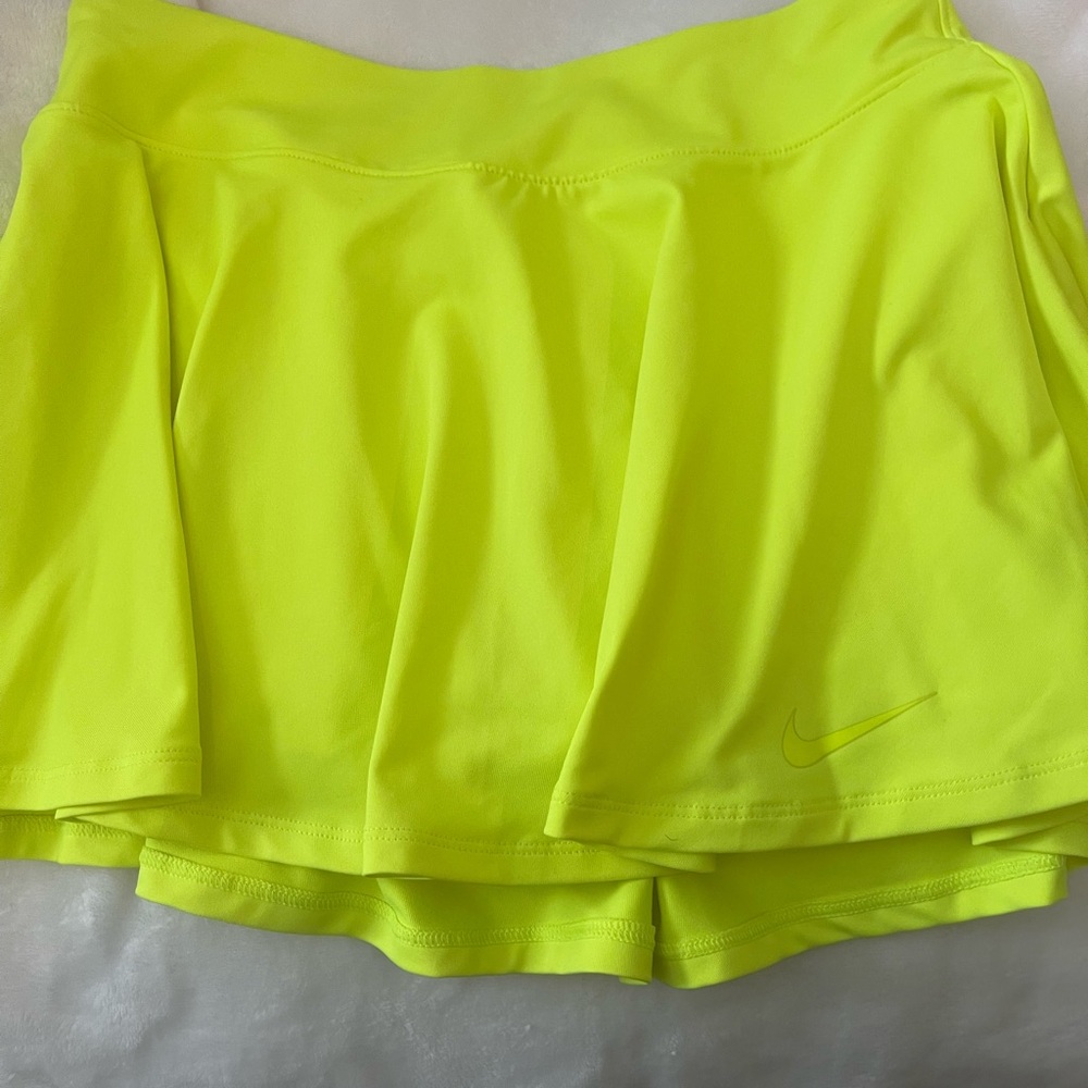 Nike Women's Neon Yellow tennis Skirt